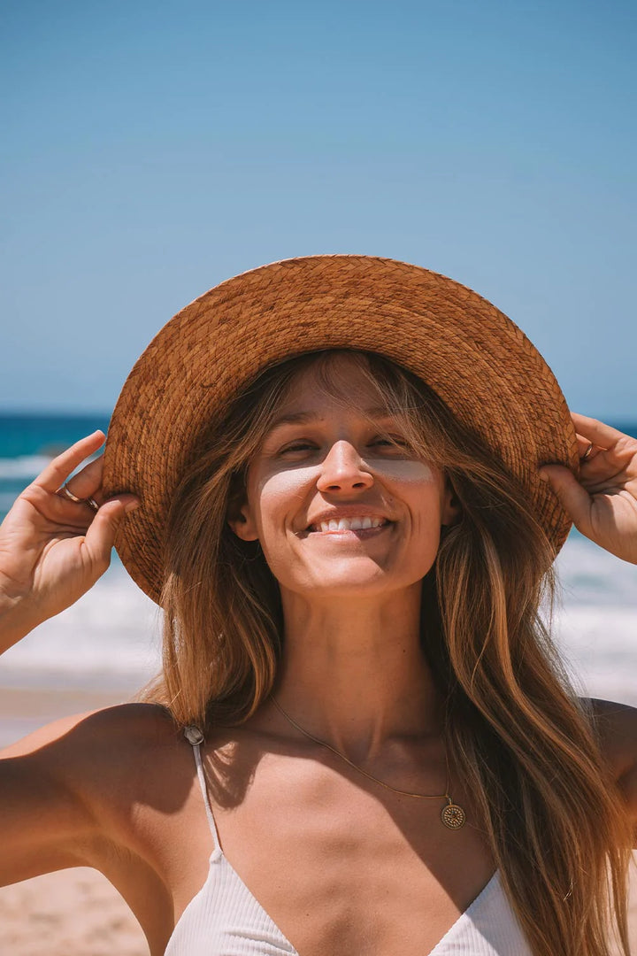 People4Ocean SPF50+ Zinc stick Tinted Light 25g